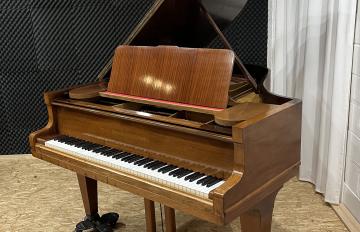 Grotrian Steinweg 