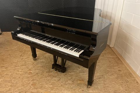 Bluthner m4 150113